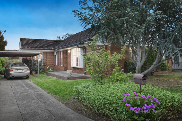 23 Pasadena Crescent Bentleigh East 3165