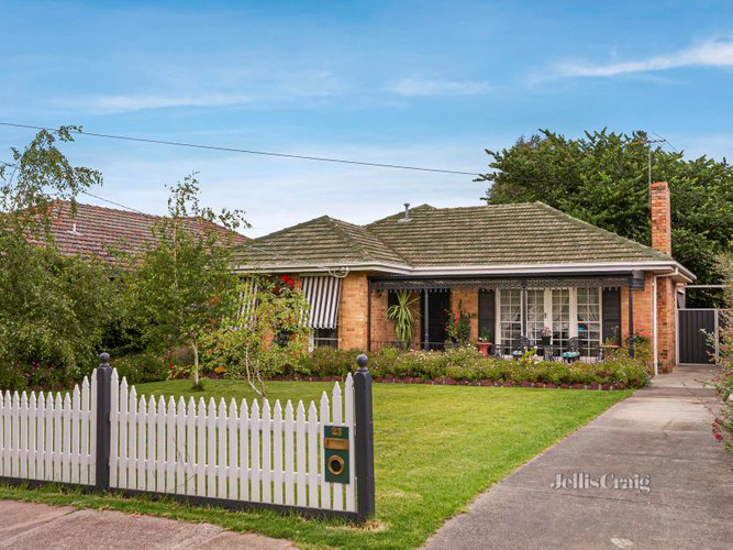 23 Roland Avenue Strathmore 3041