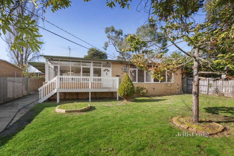 23 Ross Crescent Heathmont 3135