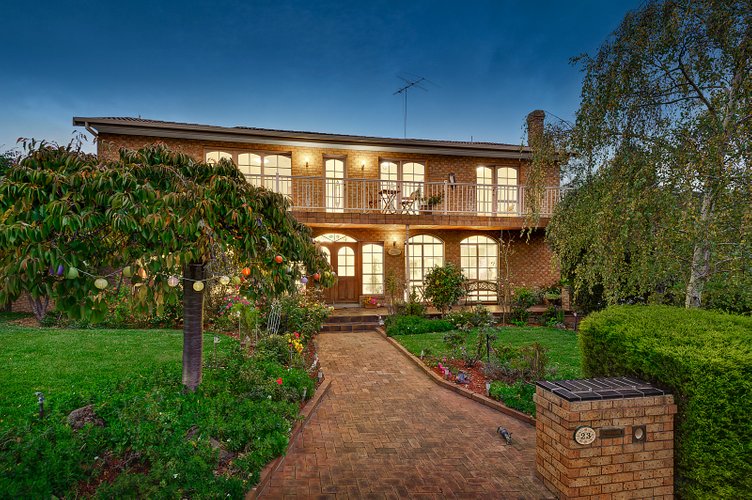 23 Shakespeare Drive Templestowe 3106