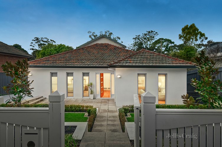 23 Spruzen Avenue Kew East 3102