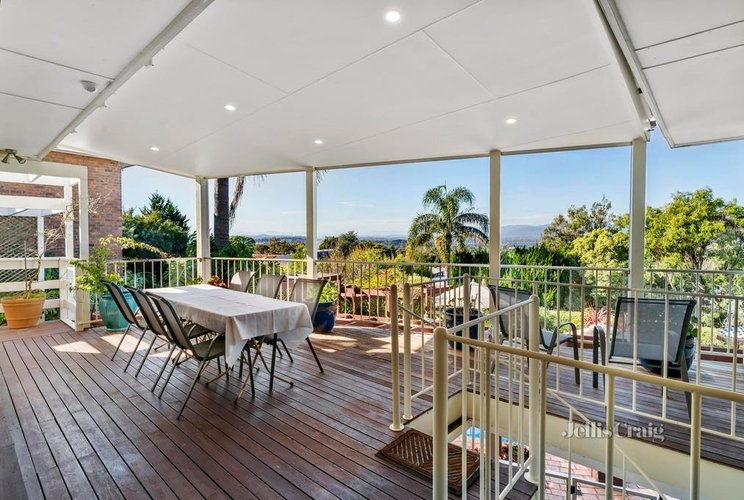 23 Stirling Crescent Glen Waverley 3150