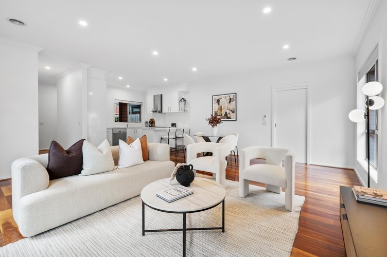 2/3 Tilba Place Wantirna South 3152