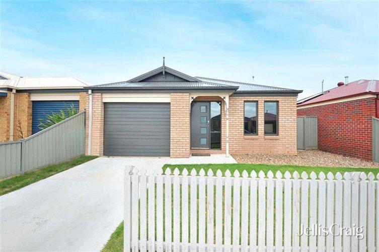 23 Yarra Park Drive  Sebastopol 3356