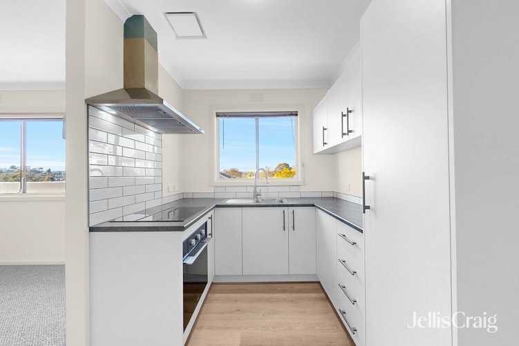 2/30 Lebanon Street Strathmore 3041