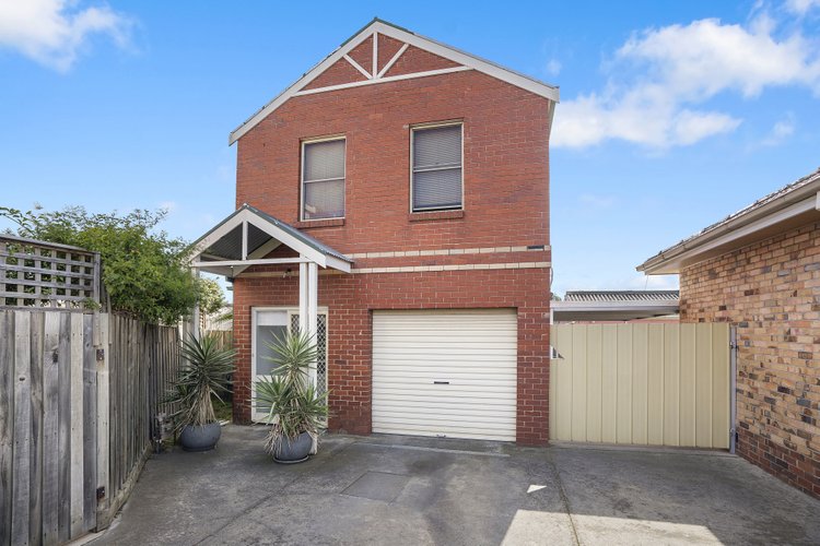 2 30 Spring Street Geelong West 3218