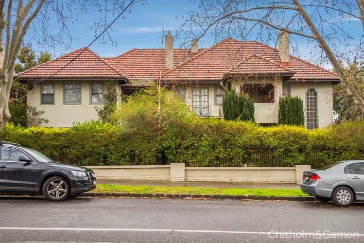 2/30 Tennyson Street Elwood 3184