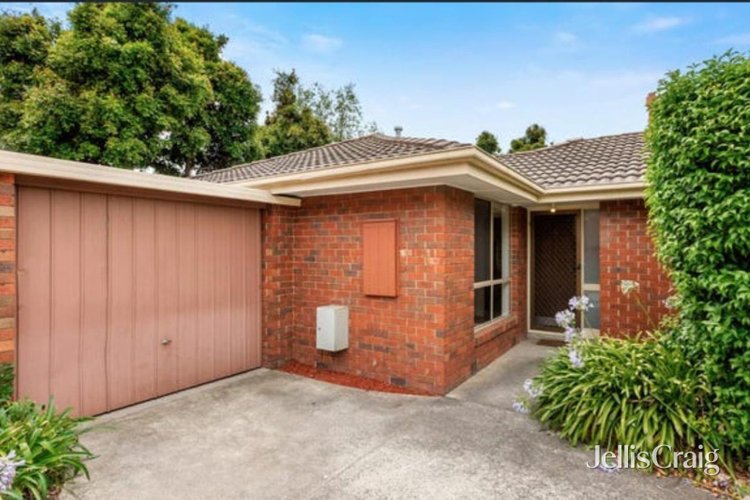 2 300-302 Blackburn Road Glen Waverley 3150