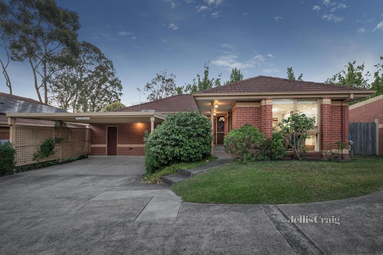 2 307-309 Canterbury Road Forest Hill 3131