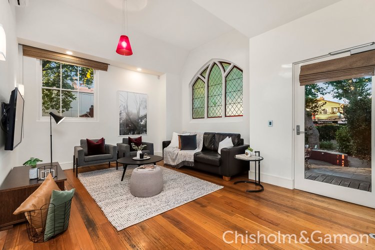 2 30A Ormond Road Elwood 3184