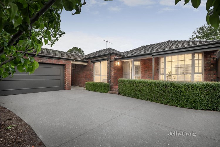 2 31 Carramar Avenue Camberwell 3124