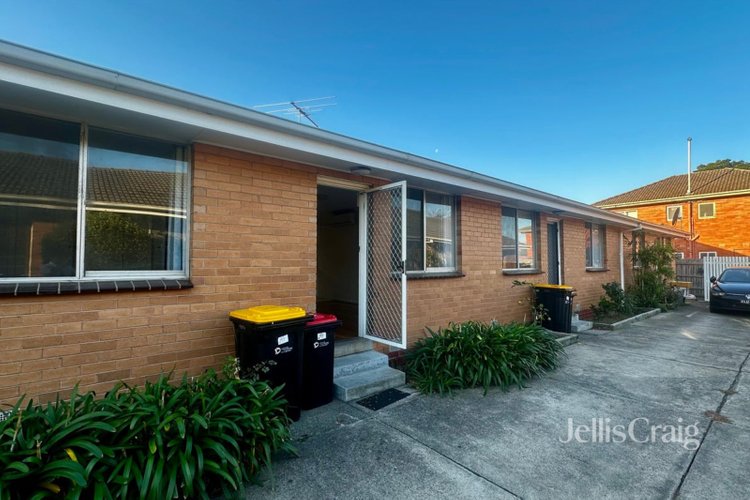 2/31 Larbert Road Noble Park 3174