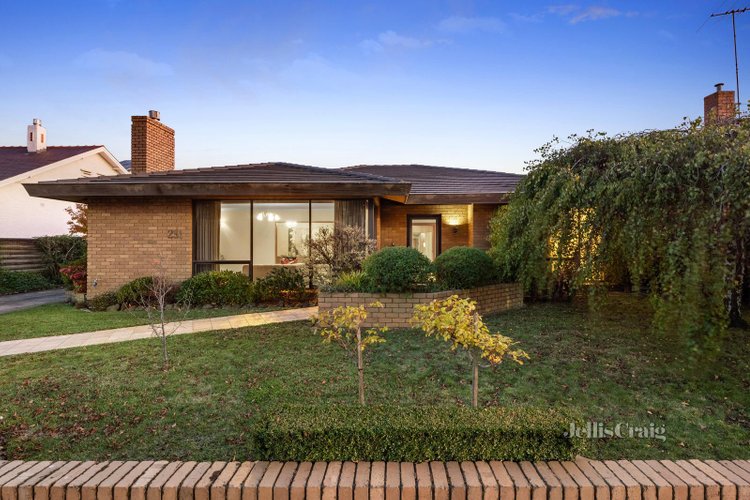 231 Mill Street Lake Wendouree 3350