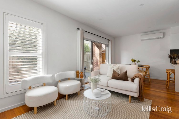 2 31 Newcastle Street Preston 3072