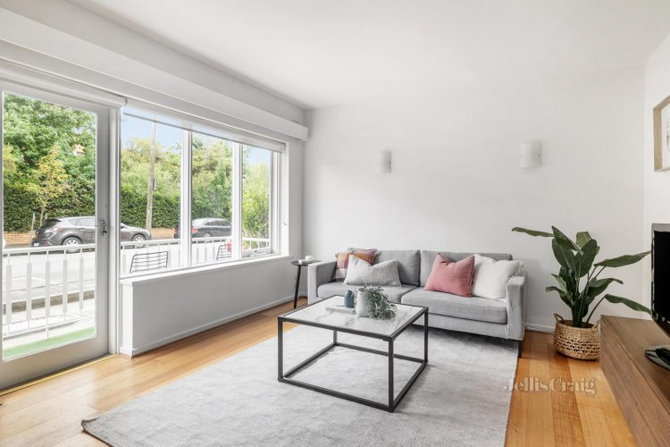 2 310 Dandenong Road St Kilda East 3183