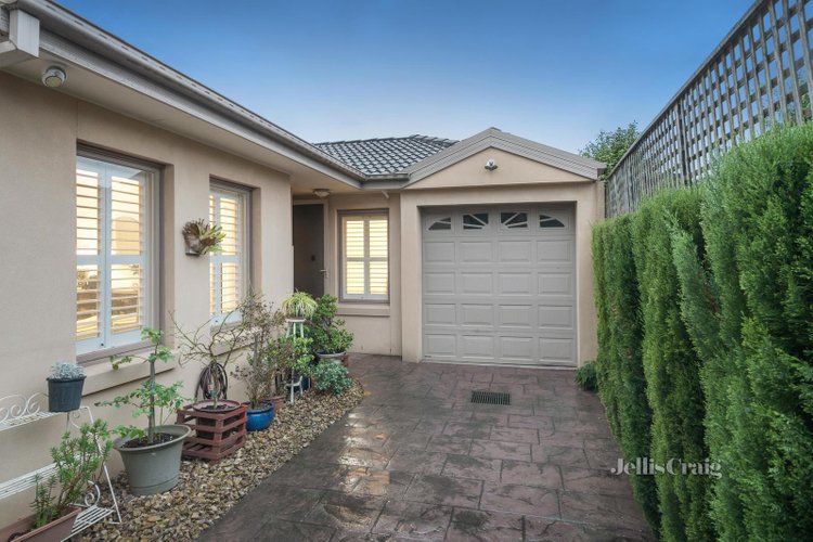2 32 Mimosa Road Carnegie 3163