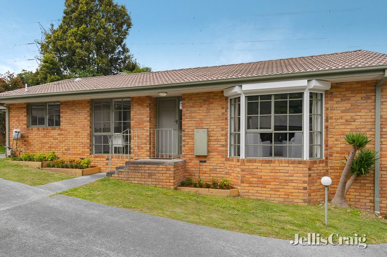 2/32 Montalbo Road Ringwood North 3134