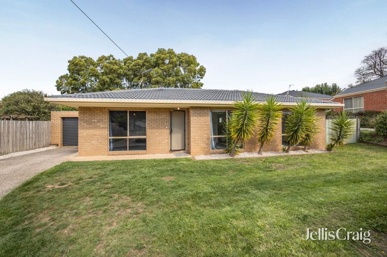 2/324A Humffray Street North  Brown Hill 3350