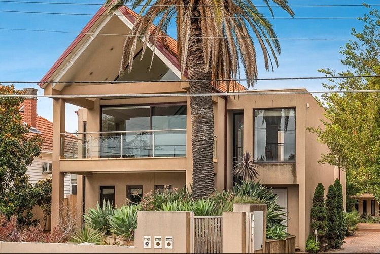 2/326 Hampton Street Hampton 3188