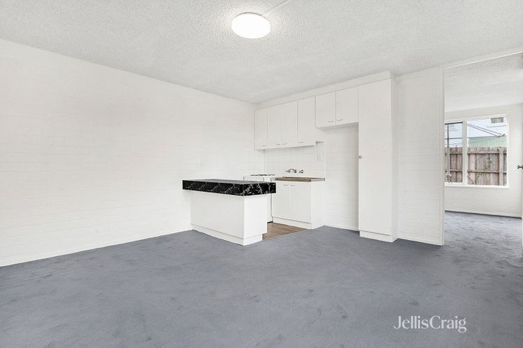 2/326 Plenty Road Preston 3072