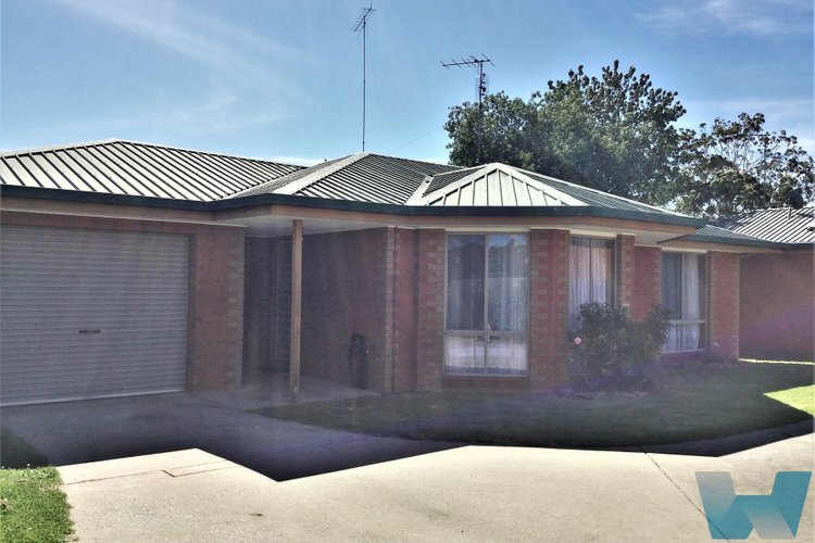 2/327 Main Street, Bairnsdale