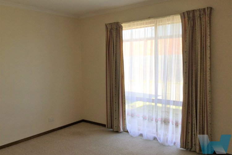 2/327 Main Street, Bairnsdale