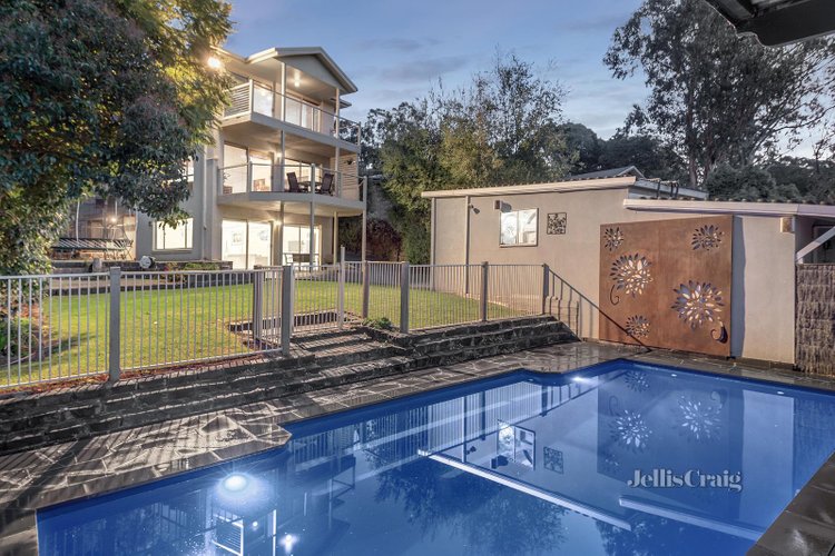233 Old Eltham Road Lower Plenty 3093