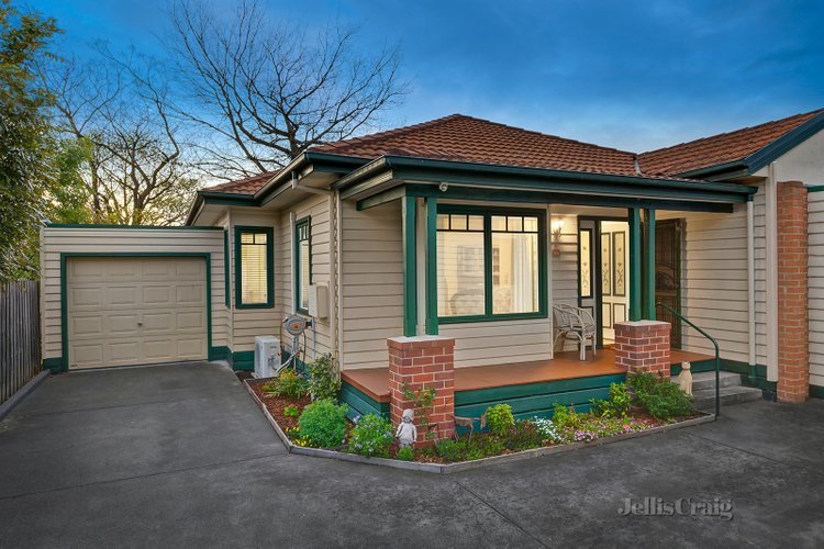 2/33 Young Street Oakleigh 3166