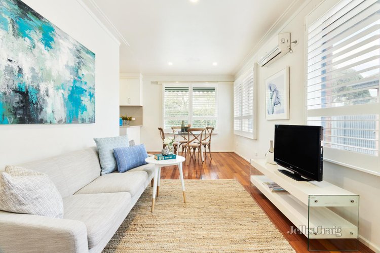 2 34 Illawarra Road Hawthorn 3122