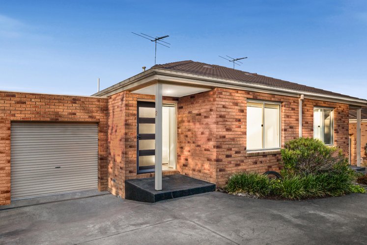 2 34 Kidgell Street  Lilydale 3140