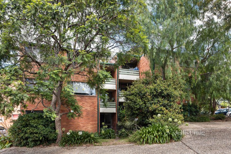 2 348 Dryburgh Street North Melbourne 3051