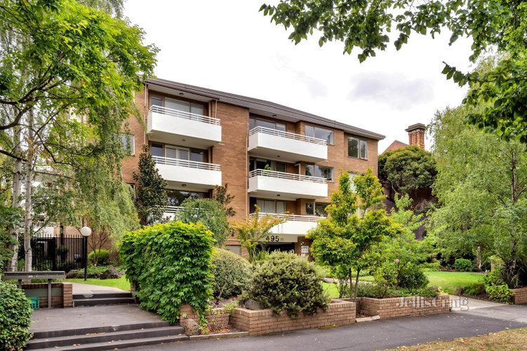 23 495 Royal Parade Parkville 3052