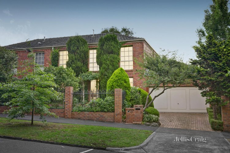 2 35-37 Bryson Street Canterbury 3126