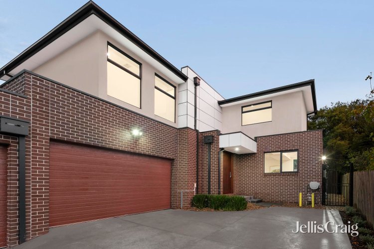 2 35 Cash Grove Mount Waverley 3149