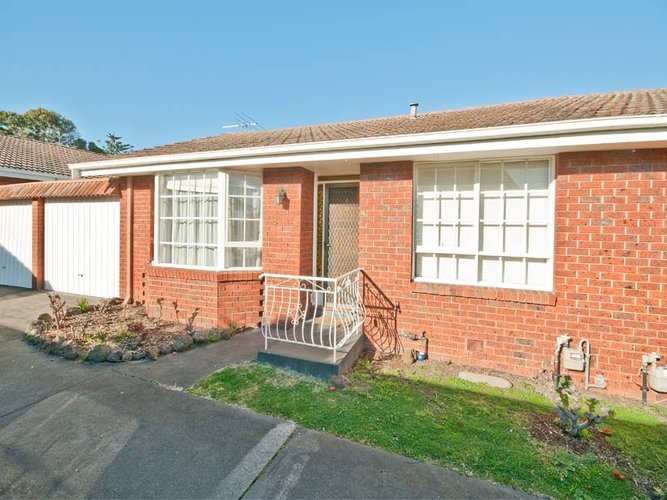2 35 Victoria Street Box Hill 3128