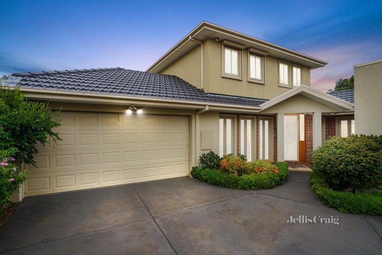 2 35 Winbourne Road Mount Waverley 3149