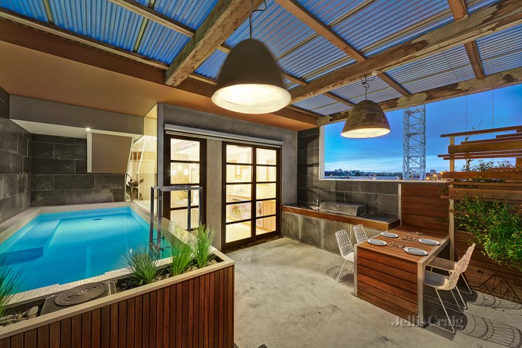 2/352 Burnley Street Richmond 3121