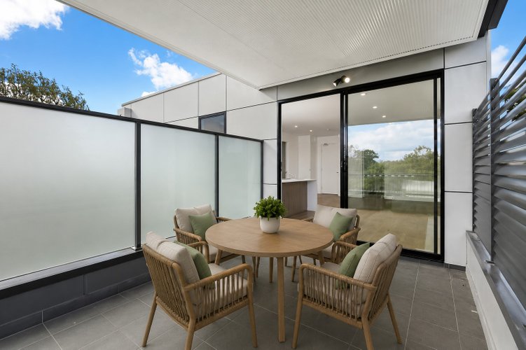 2/357 Pakington Street, Newtown