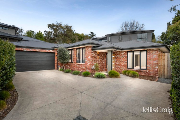 2 36 Batterbee Drive Mooroolbark 3138