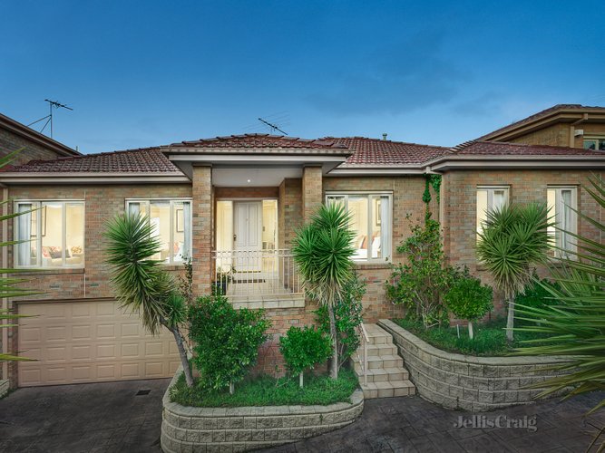 2/360 Doncaster Road Balwyn North 3104