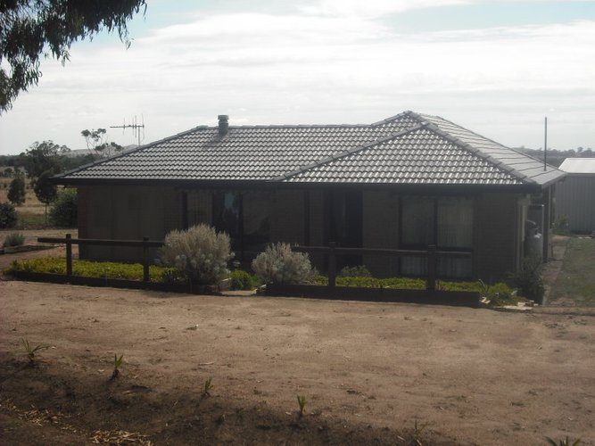 2382 Calder Highway Elphinstone 3448