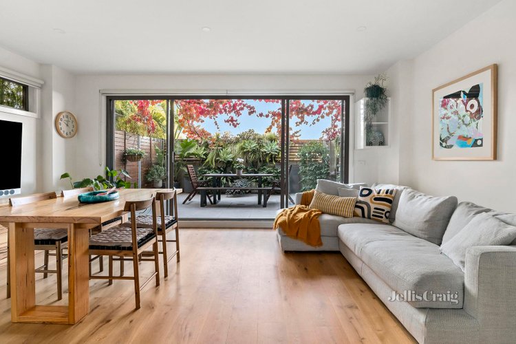 2 39-41 Flemington Street Travancore 3032