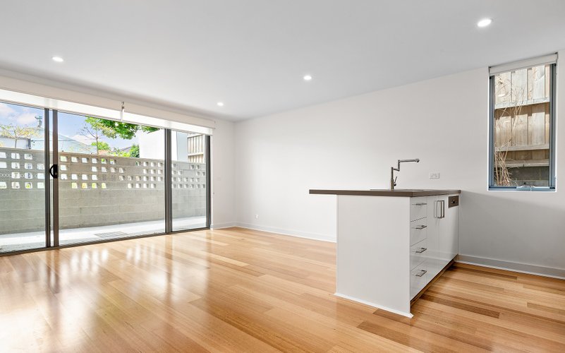2/39 Barnsbury Road Deepdene 3103