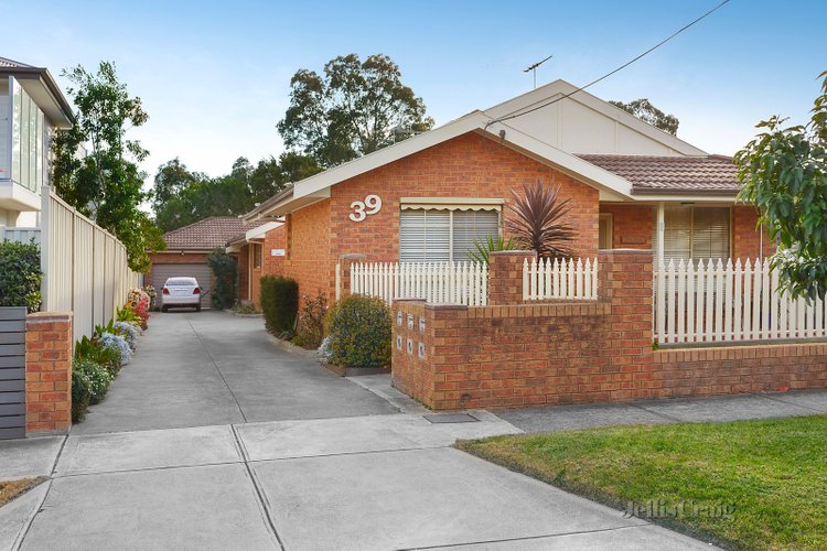 2/39 Clapham Street Thornbury 3071