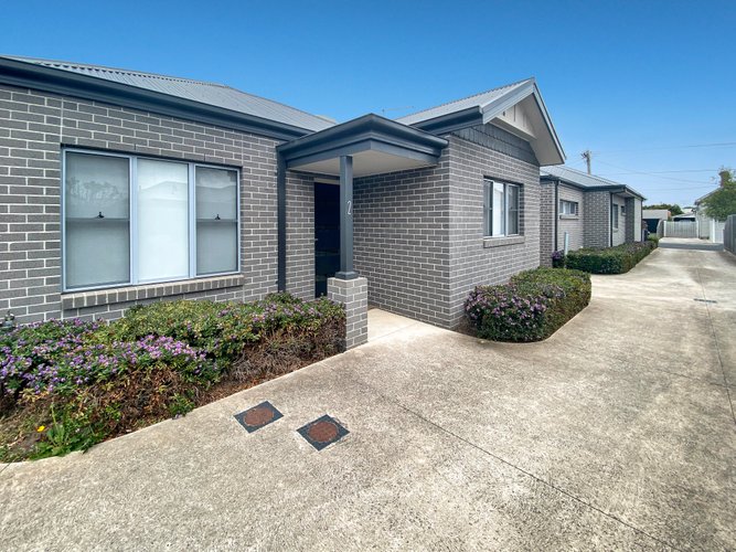 2/39 Clarence Street Geelong West 3218