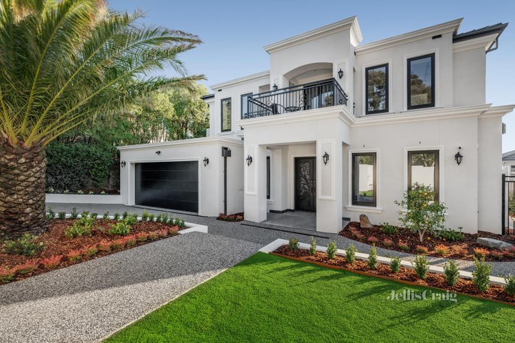239 Gallaghers Road Glen Waverley 3150