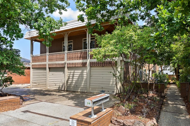 2/39 Kooyong Road Caulfield North 3161