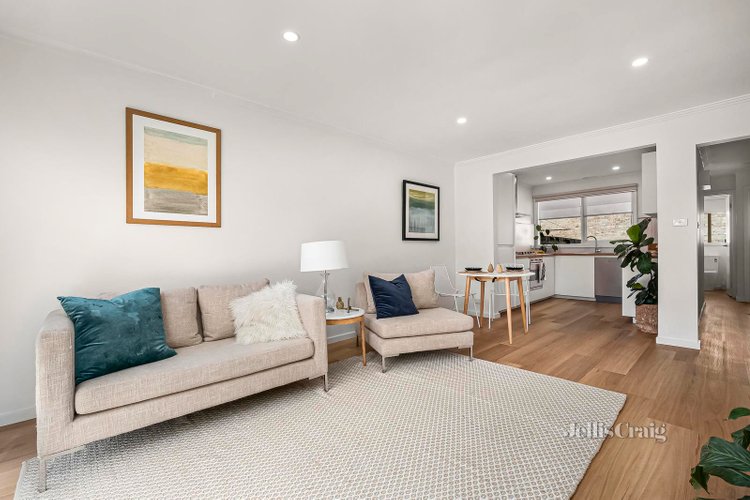2 39 Maribyrnong Road Ascot Vale 3032