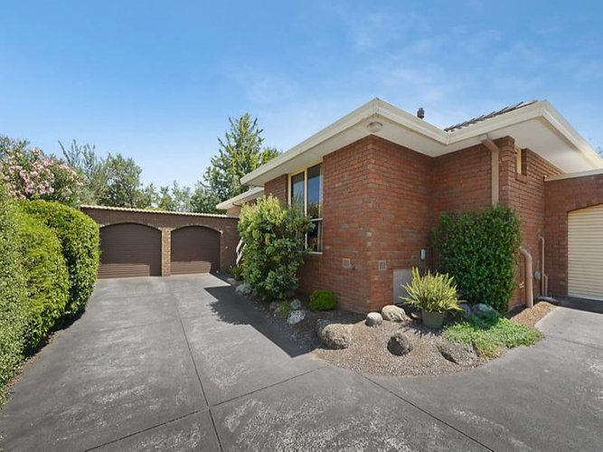2 39 Pine Street Surrey Hills 3127