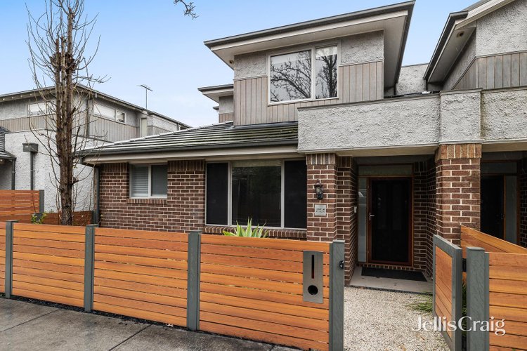2 398 Mont Albert Road Mont Albert 3127